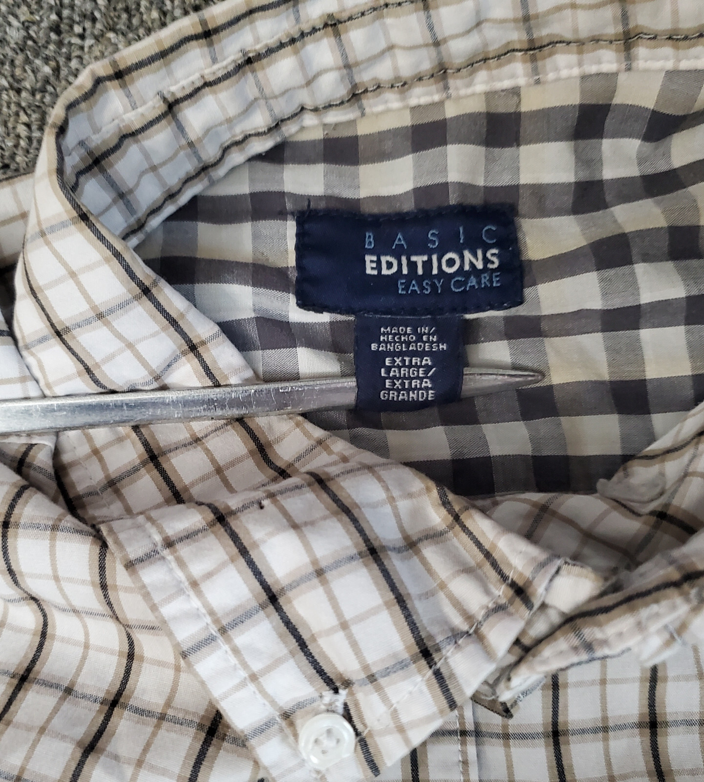 Striped Vintage Short Sleeve Button Up Mens XL Shirt Beige White Black Plaid
