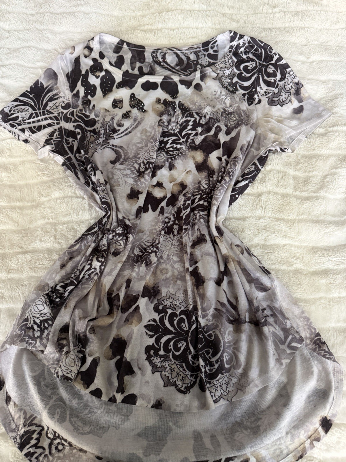 Style & Co. XL Gray/Black/White Animal Print Rhinestone Round Neck T-Shirt