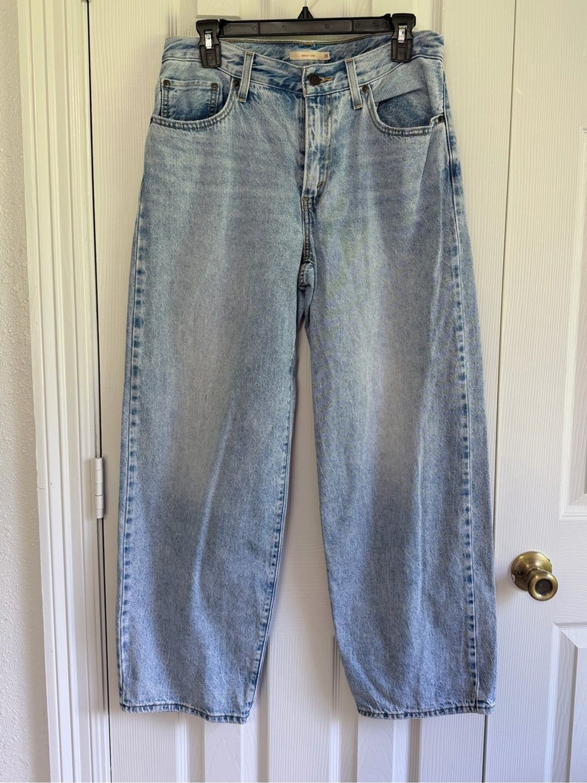 Levi’s Baggy Dad Jeans Womens 28 Light Wash High Rise Relaxed Wide Leg Denim