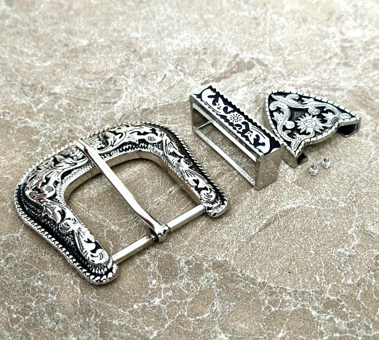 Western 3-Piece Belt Buckle Set Floral Engraved Silver Metal Cowboy Rodeo Style