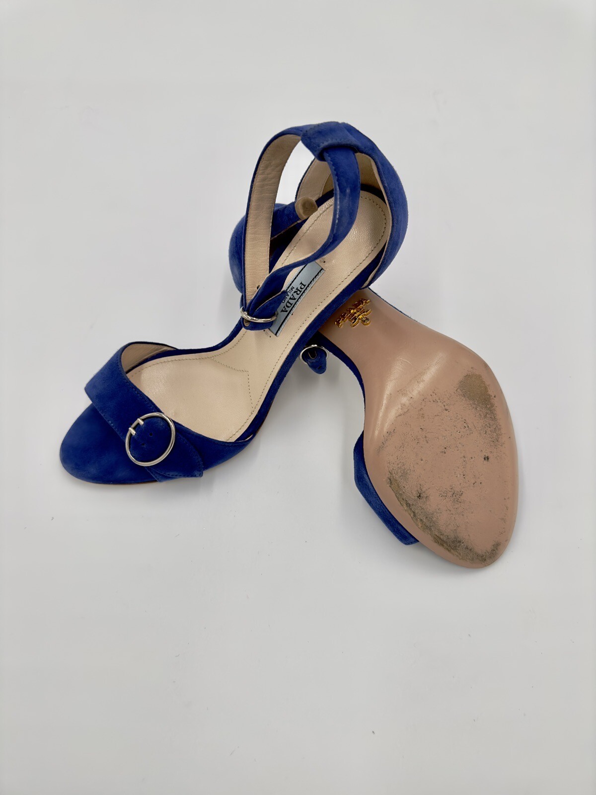 Original GUCCI women shoes size 7.5 new (RETURNS ARE NOT ACCEPTED )