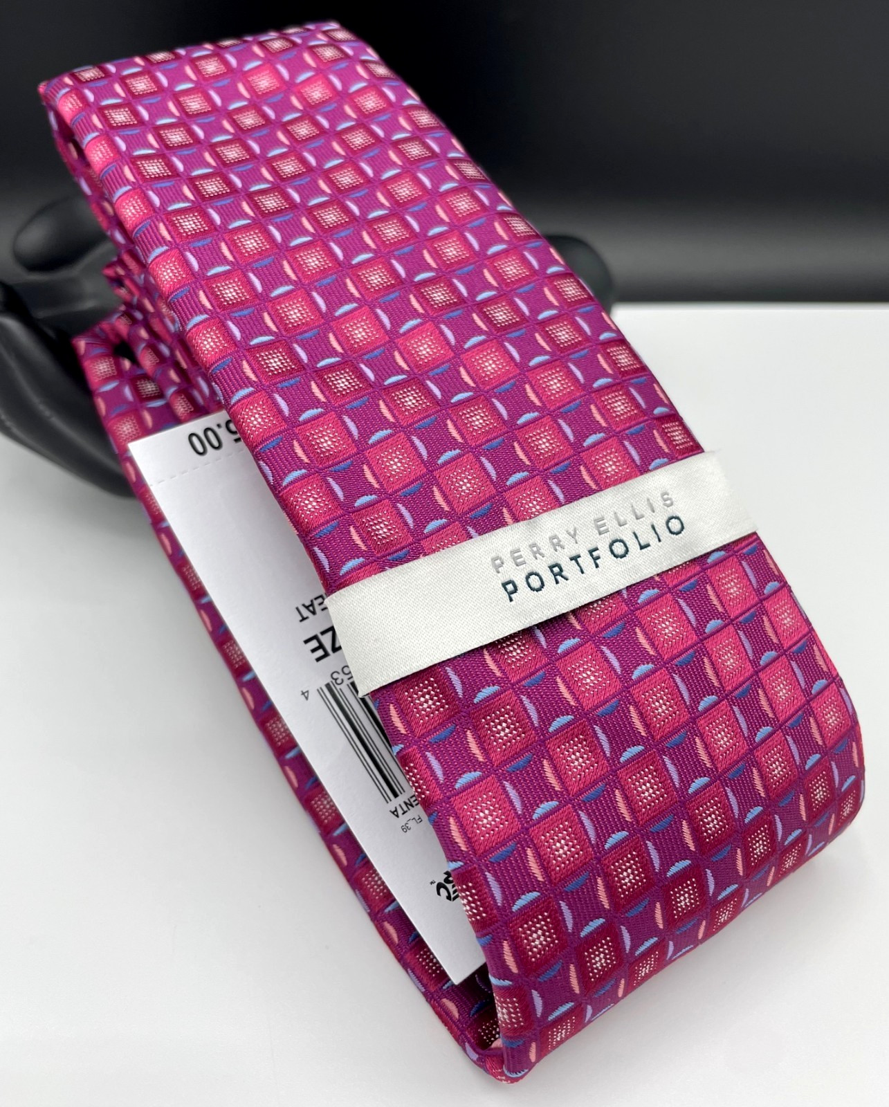 PERRY ELLIS Portfolio Men’s 100% Polyester Tie ~ Magenta ~ Geare Neat ~ $55.00