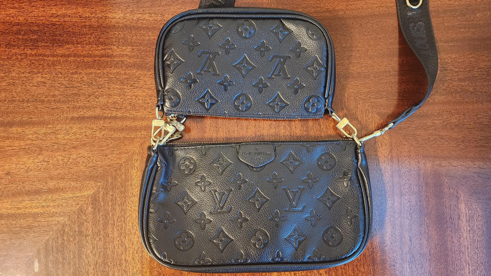 Louis Vuitton Multi Pochette Shoulder Bag Black Leather