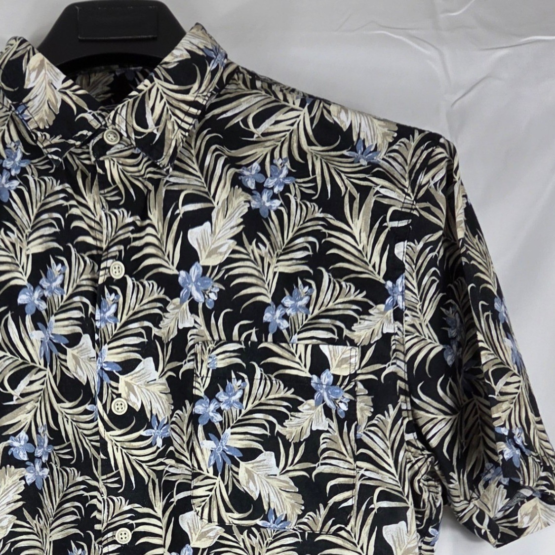 Izod Saltwater Mens Large Black Tropical Palm Floral Cotton Button Down Shirt