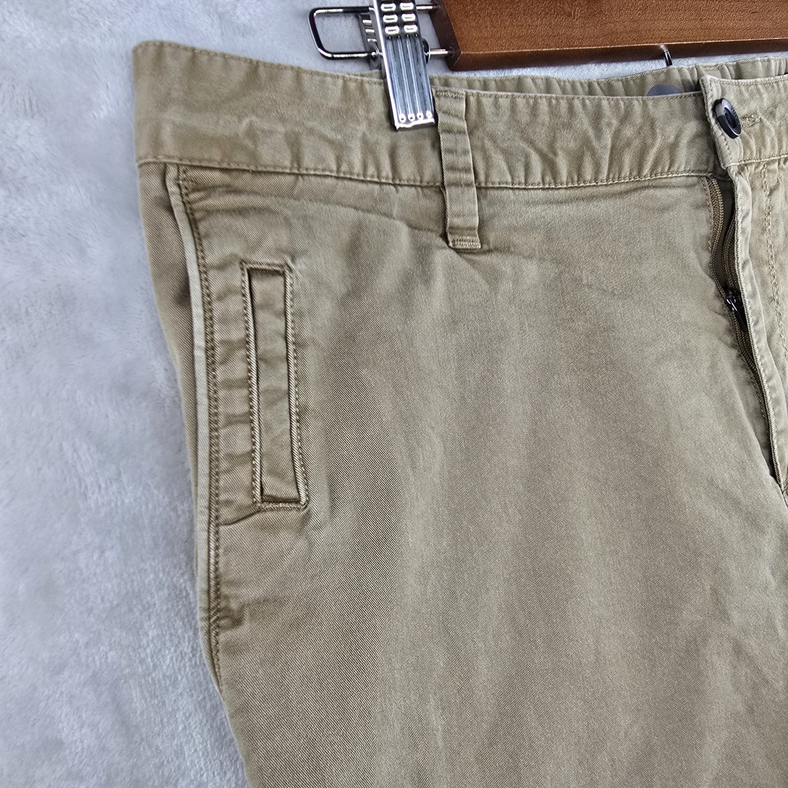 Vuori Pants Mens 36×30 Casual Tan Chino Pants All Day Pants