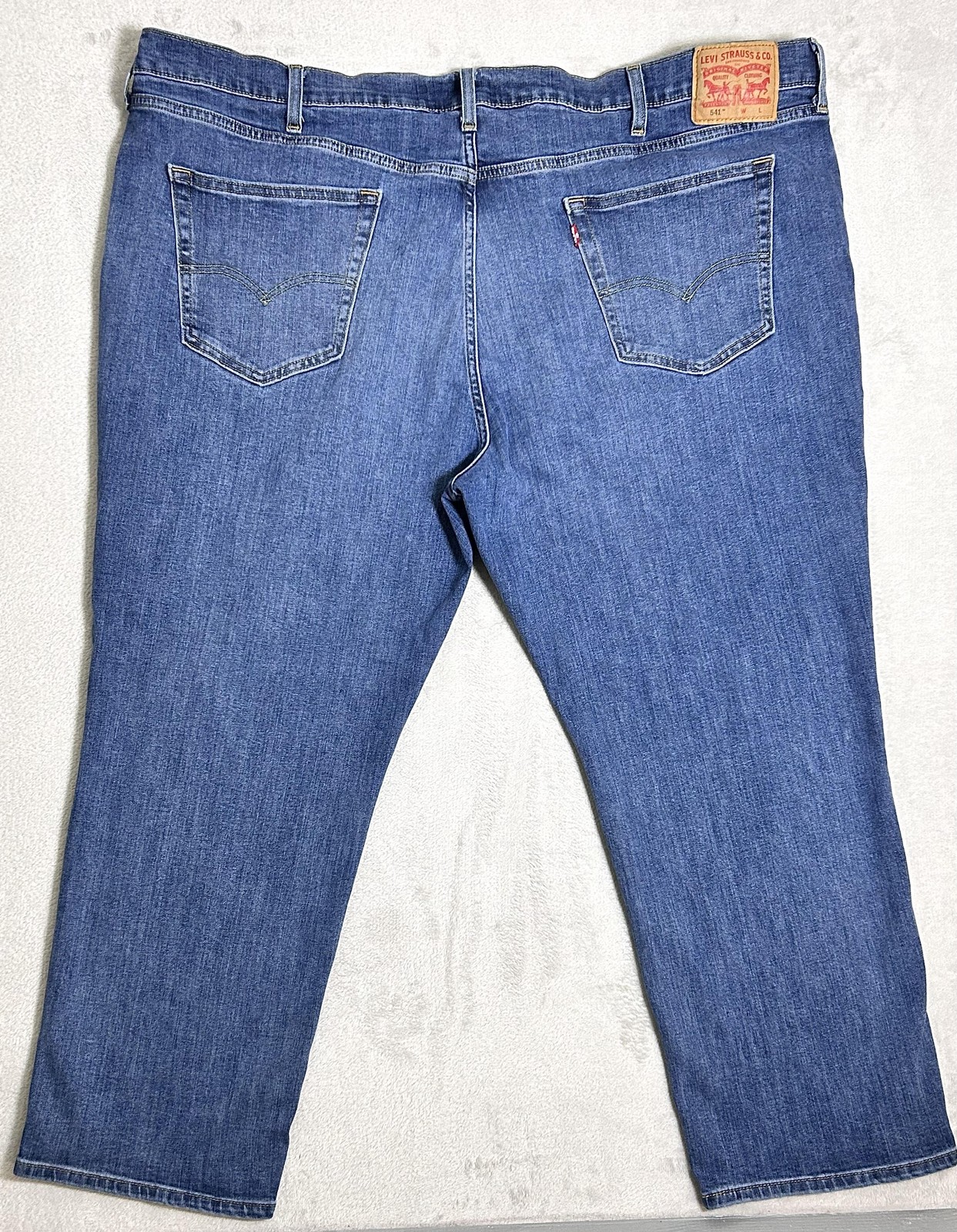 Levi’s 541 Athletic Taper Fit Jeans Men’s 52×30 All Seasons Tech Stretch Denim