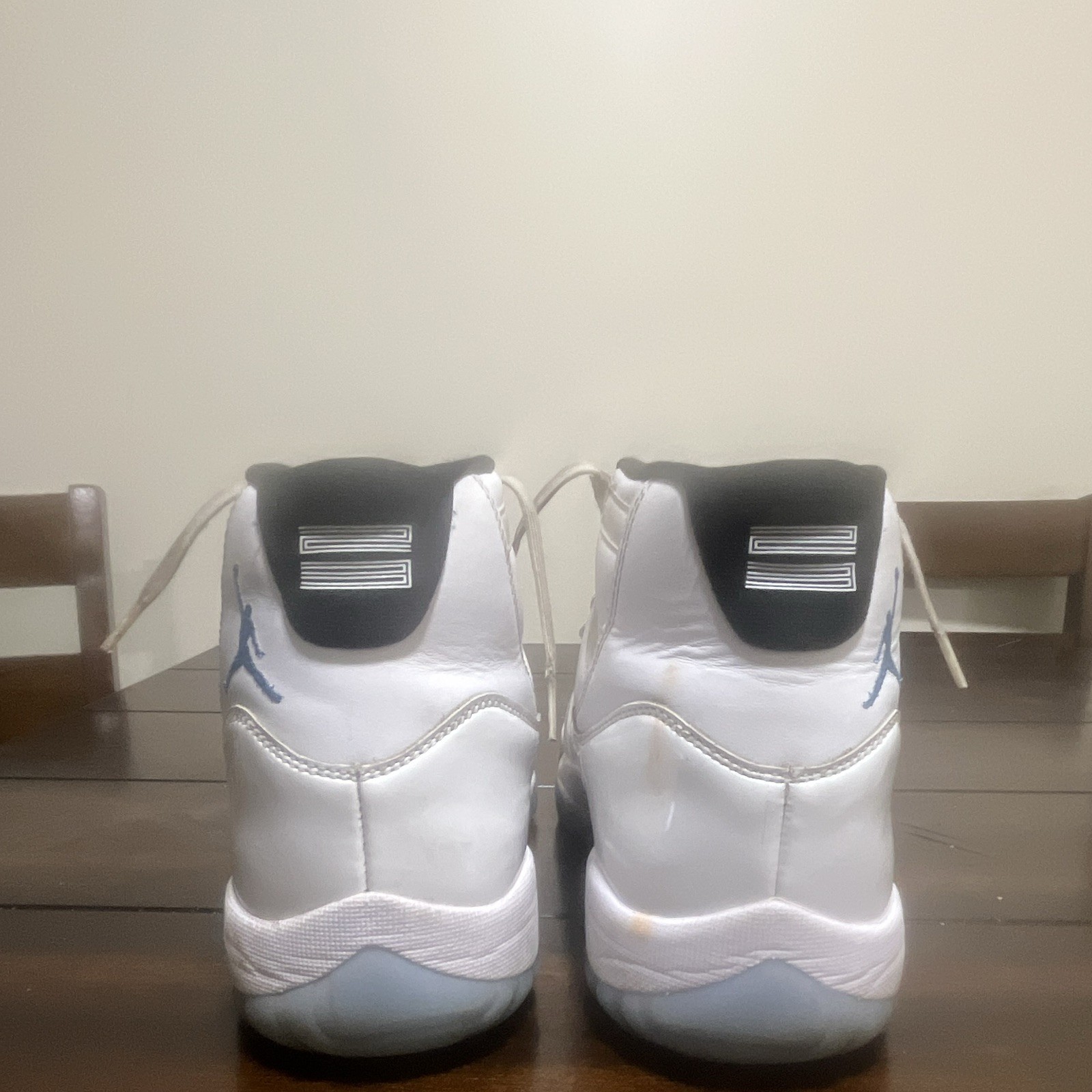 Jordan Air Jordan 11 Men’s White Mid Top Lace-Up Basketball Athletic Sneakers
