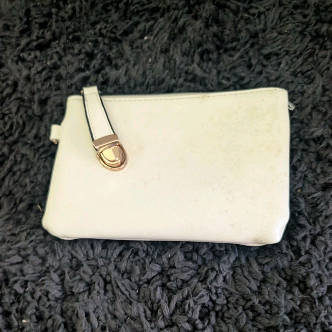 Women’s White Solid Zip-Around Wallet w/ Zipper, Wrist Strap