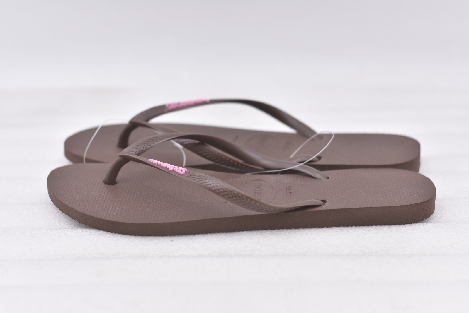 Womens Havaianas Slim Flip-Flop Sandals – Dark Brown Size 11/12W (EU 41-42W)