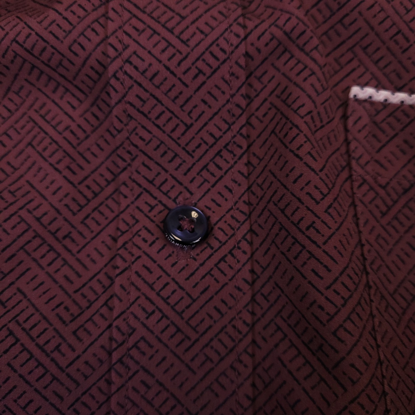 7D 7 Diamonds Groovy Wonder 4 Way Stretch Mens M Button Up Burgandy Geometric