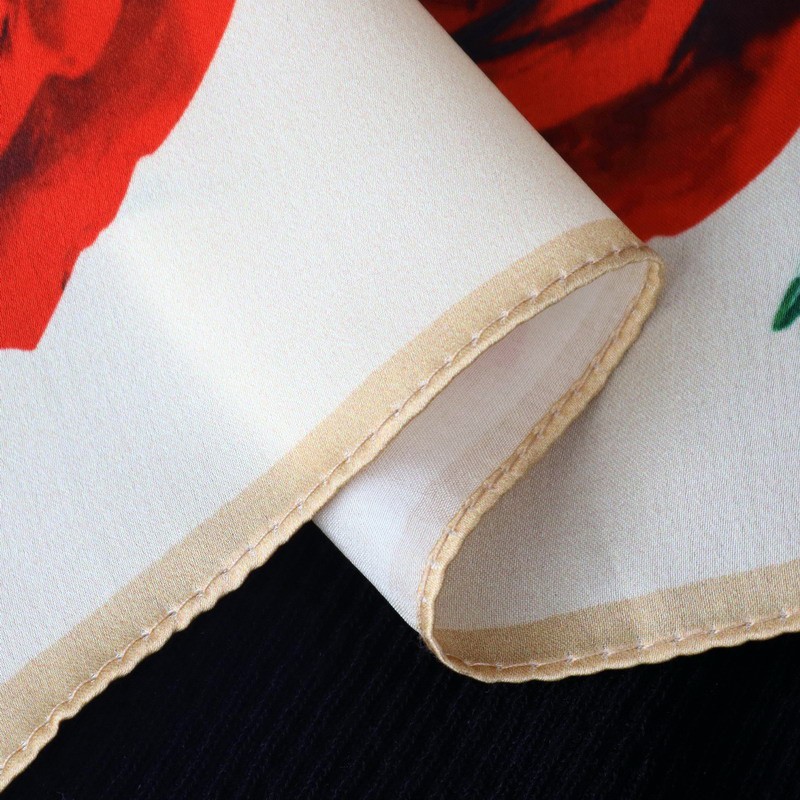 100% Mulberry Silk Satin Square Scarf Red Rose Floral Print 20.9″×20.9″
