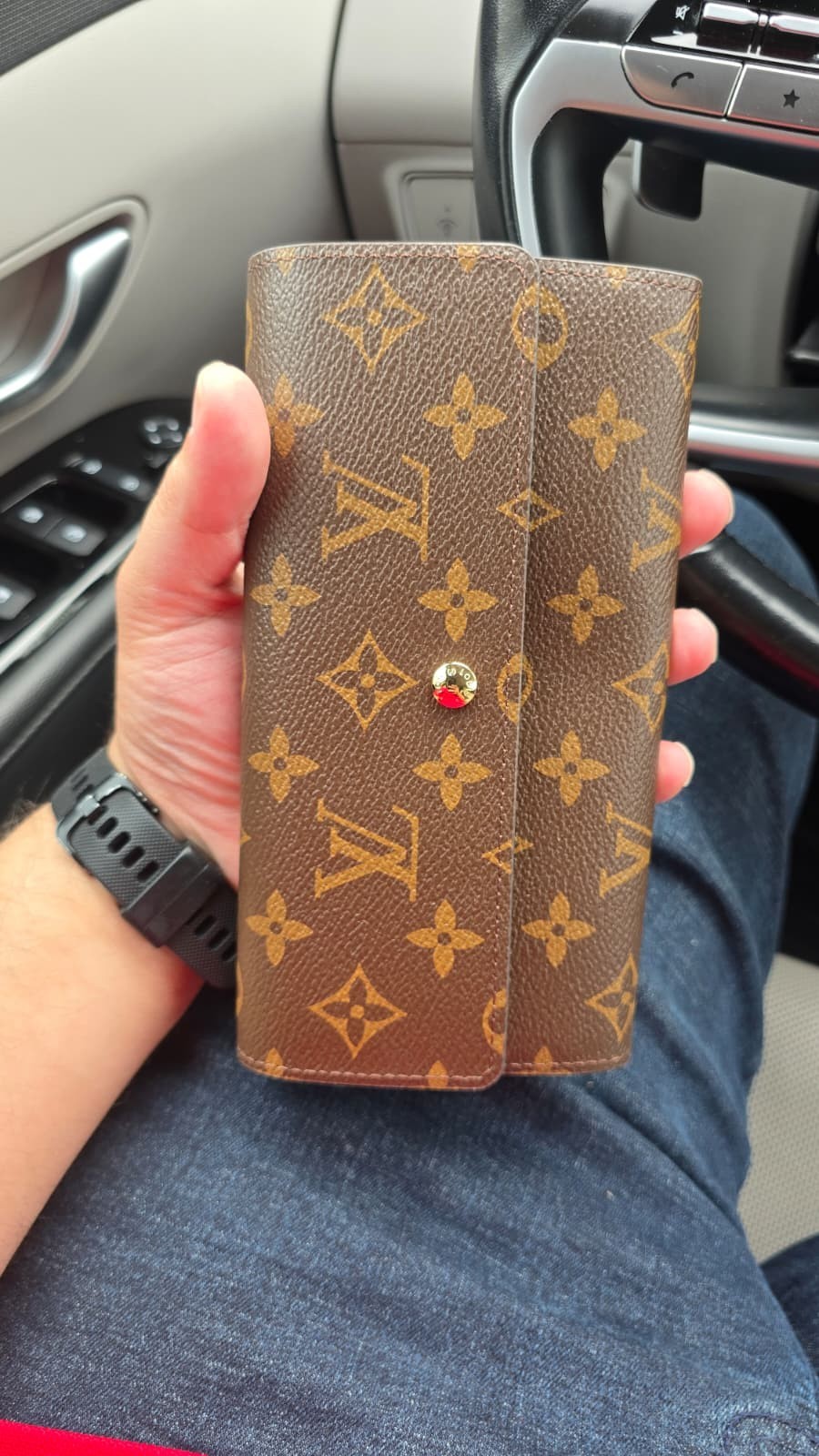 Louis Vuitton Portefeuille Sarah Monogram Long Wallet – Brown
