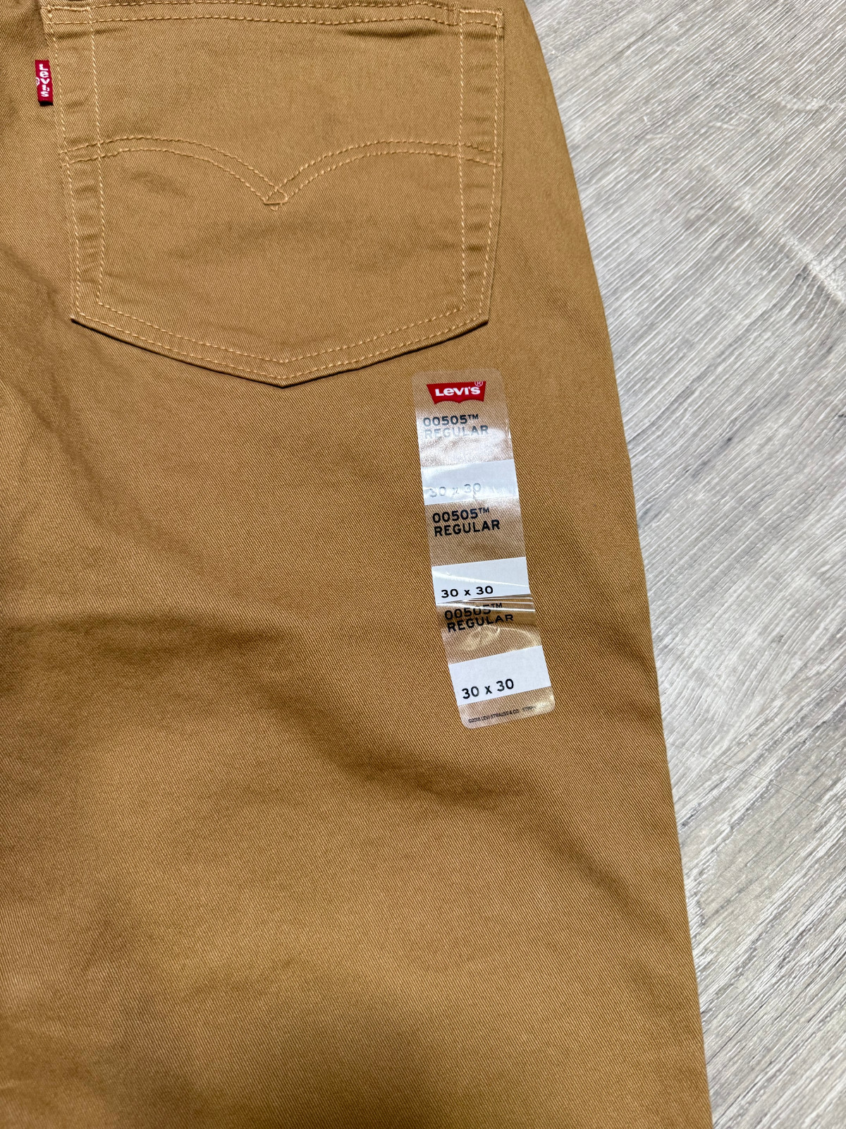 Levi’s 505 Men’s Regular Fit Straight Leg Jeans Pants Zip Khaki CHOOSE SIZE