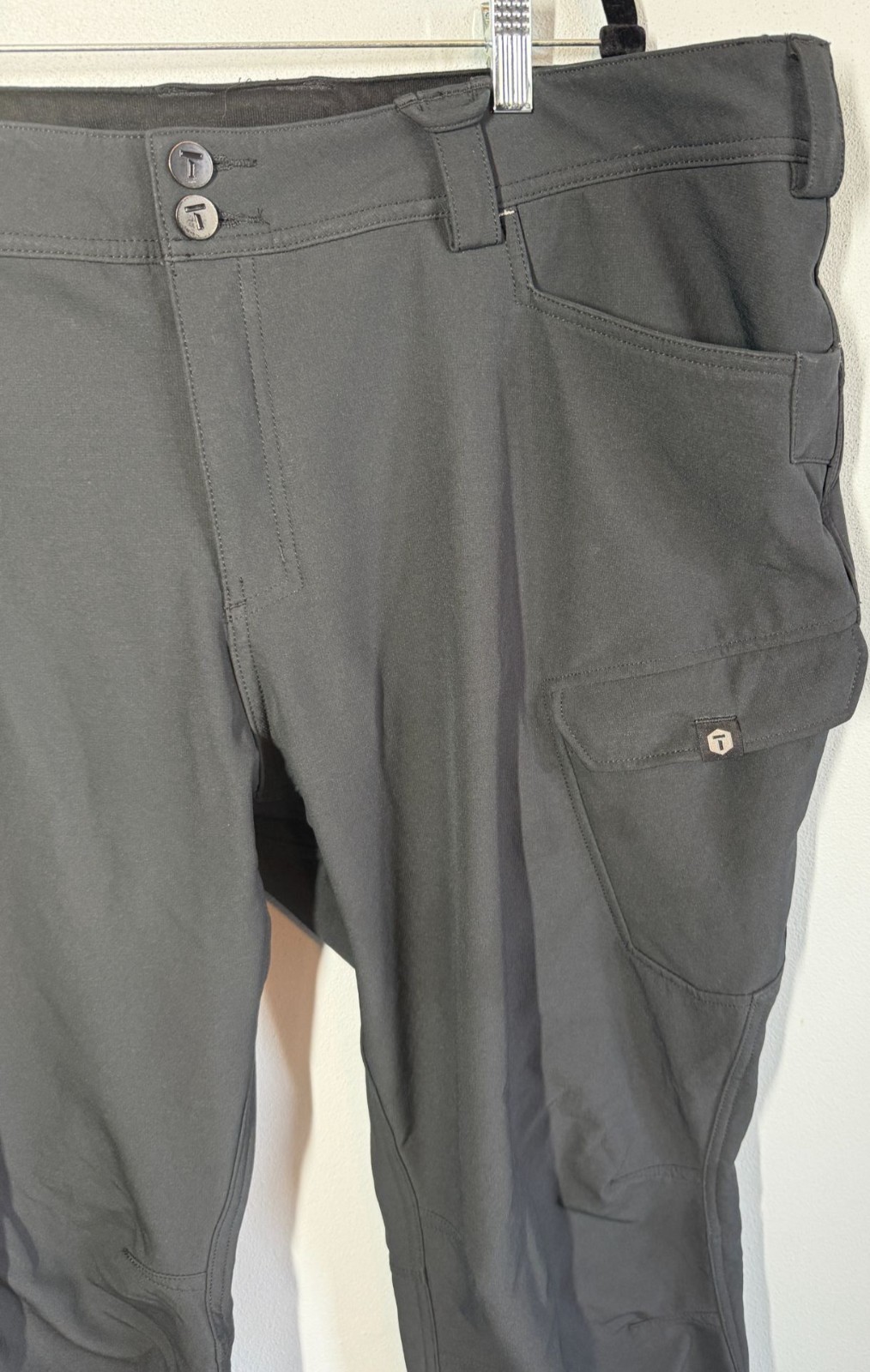 Truewerk T3 Pant Black Mens 42×32 Work Pants Technical Cargo Stretch Insulated