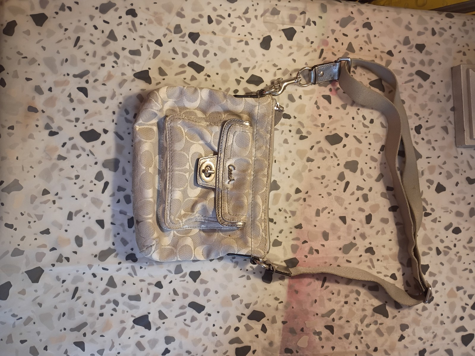 Vintage Coach Signature Logo Beige Small Crossbody Bag Zip Top Turnlock Pocket