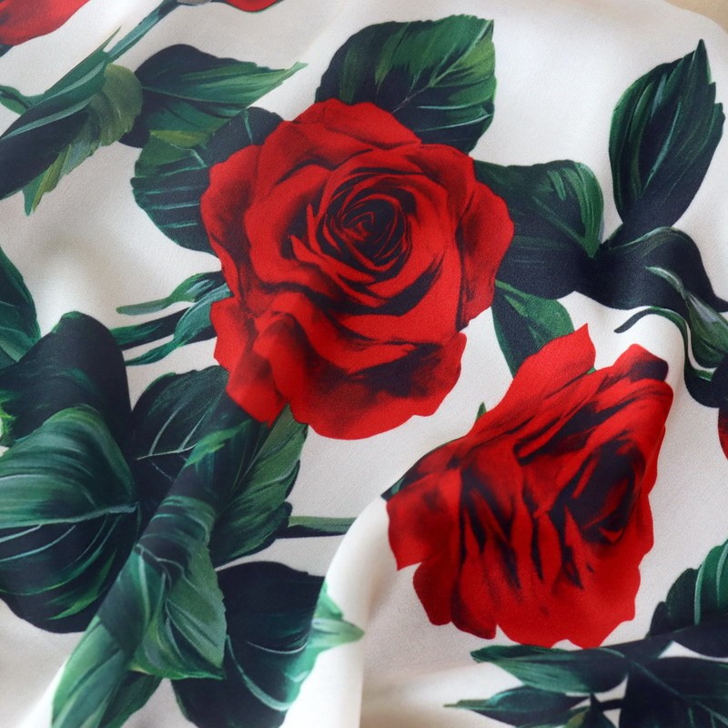 100% Mulberry Silk Satin Square Scarf Red Rose Floral Print 20.9″×20.9″
