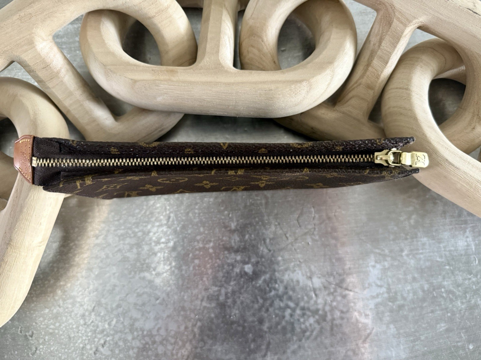 Vintage Louis Vuitton Brown Monogram Canvas Cosmetic Pouch – Authentic France