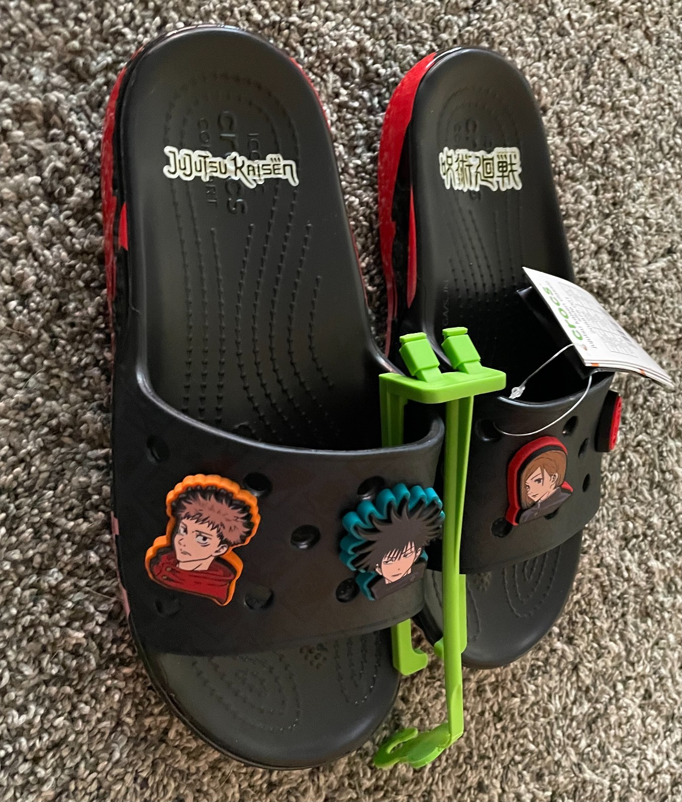 Crocs Jujutsu Kaisen Classic Slide, Black, W8/M6 – NEW