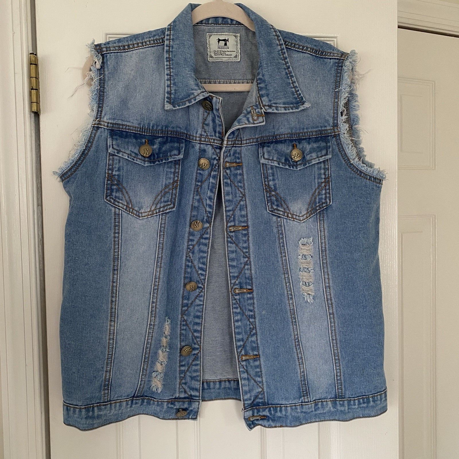 Men’s Size Large Distressed Denim Vest Grunge Biker Punk Rock