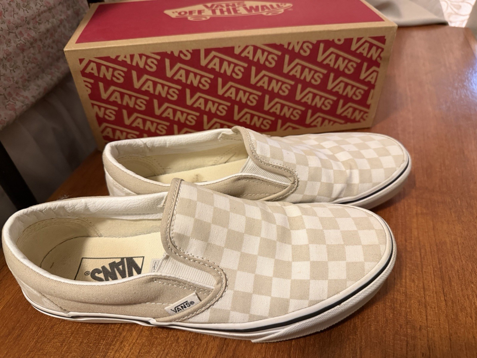 VANS Classic Slip-On Color Theory Checkerboard Beige/White Low Top VN0A7Q5DBLL