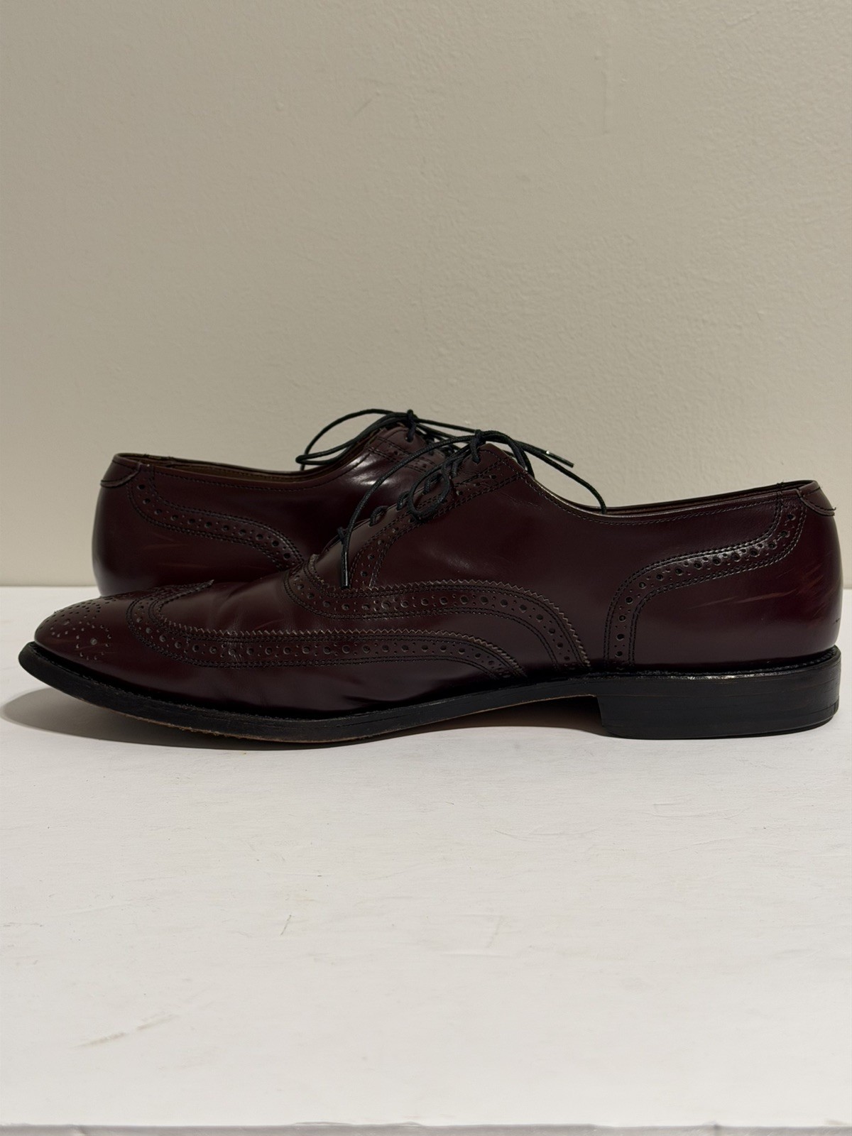 Allen Edmonds Lloyd Men’s Burgundy Oxblood Leather Wingtip Oxford Size 12D