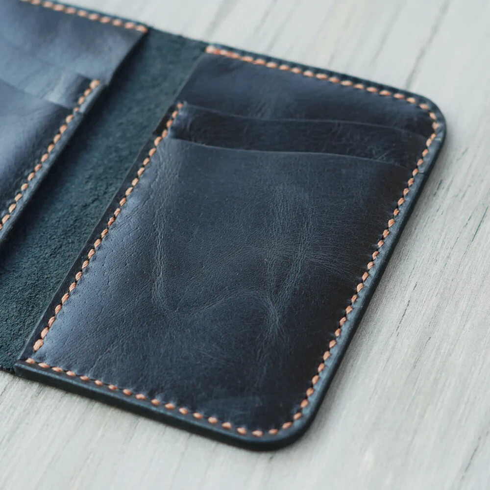 Vertical bifold Pure Leather Handmade wallet (Prince Black)