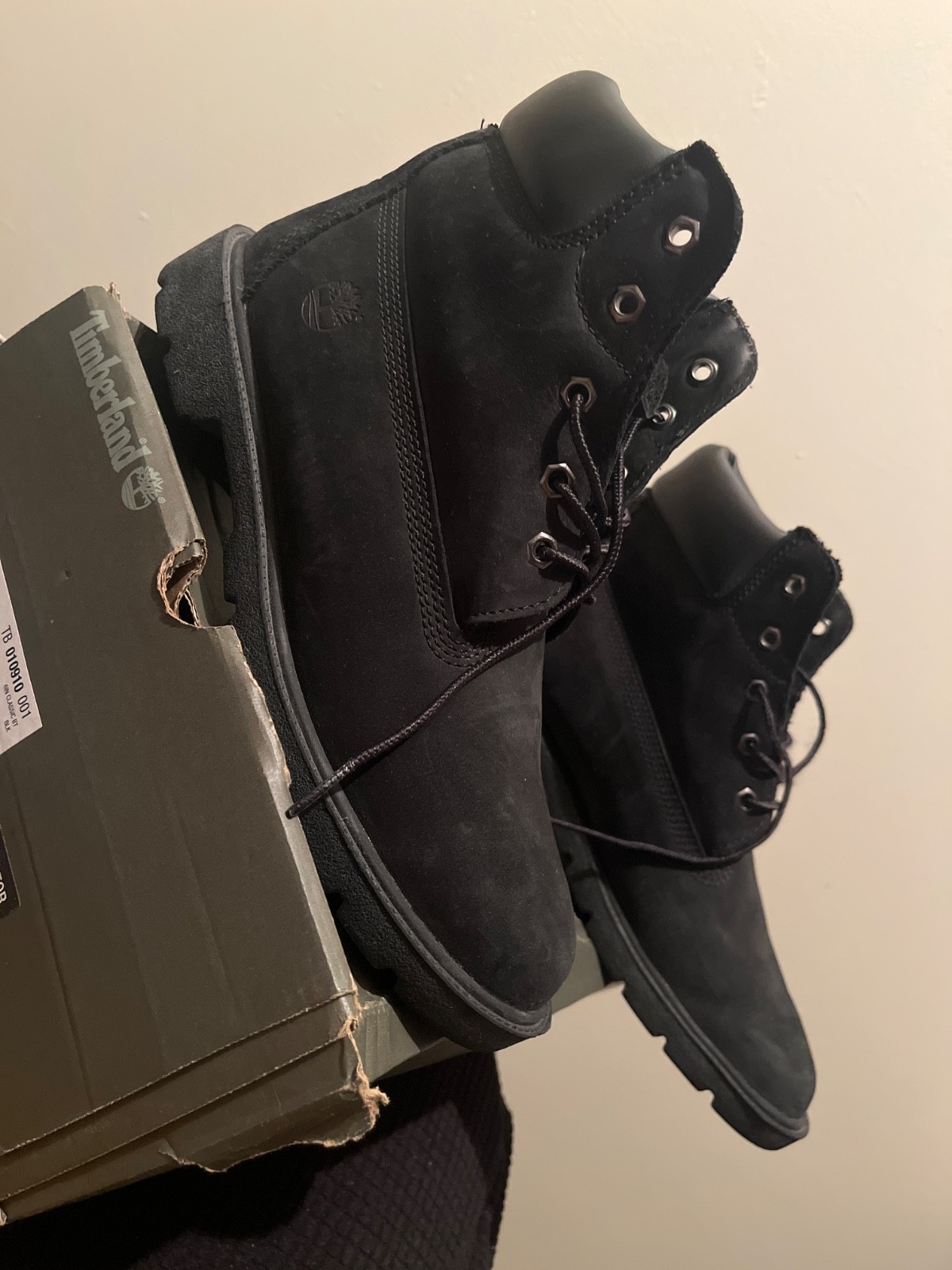 Junior’s Timberland classic 6 in waterproof
