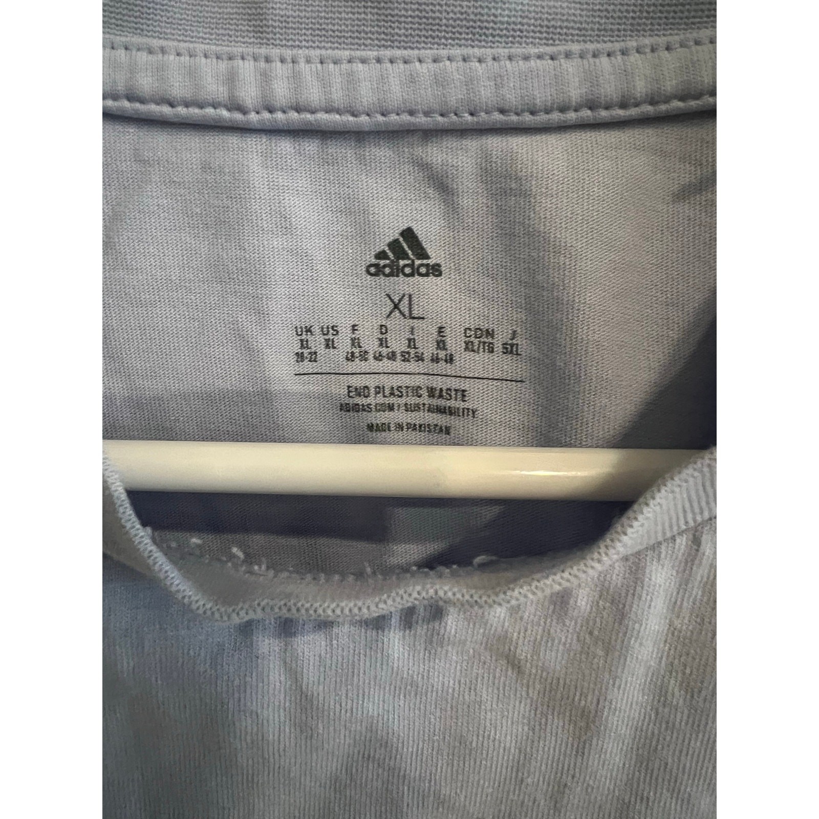 Adidas T-Shirt 100% Cotton Blue Orange White Made in Pakistan Unisex XL NWOT
