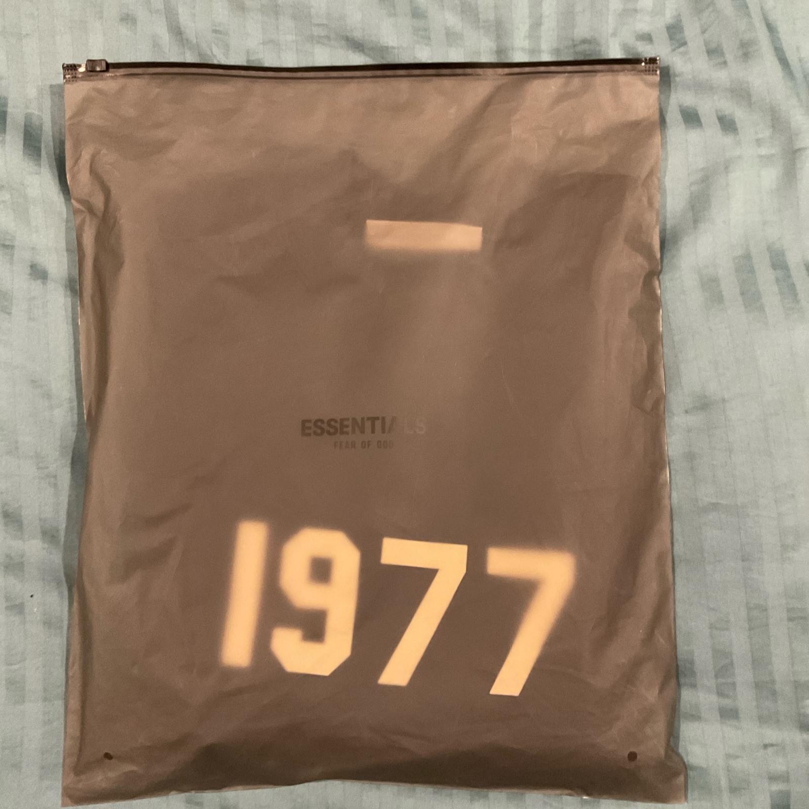 Essentials Fear Of God 1977 Sweatshirt Iron (Medium)