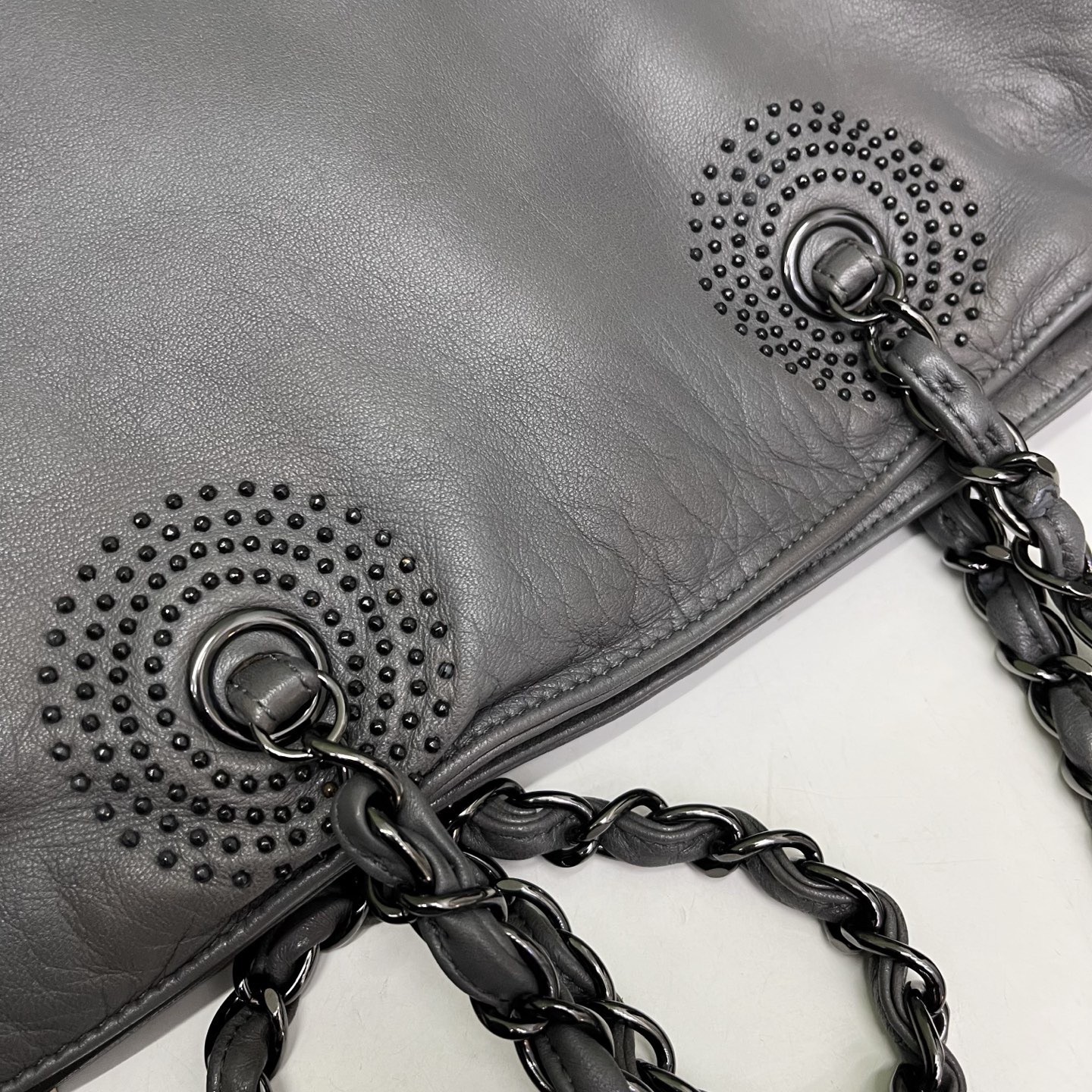 Chanel Pre-Owned Authentic Luxury Handbag 45*39*2 Free Tracked Shipping