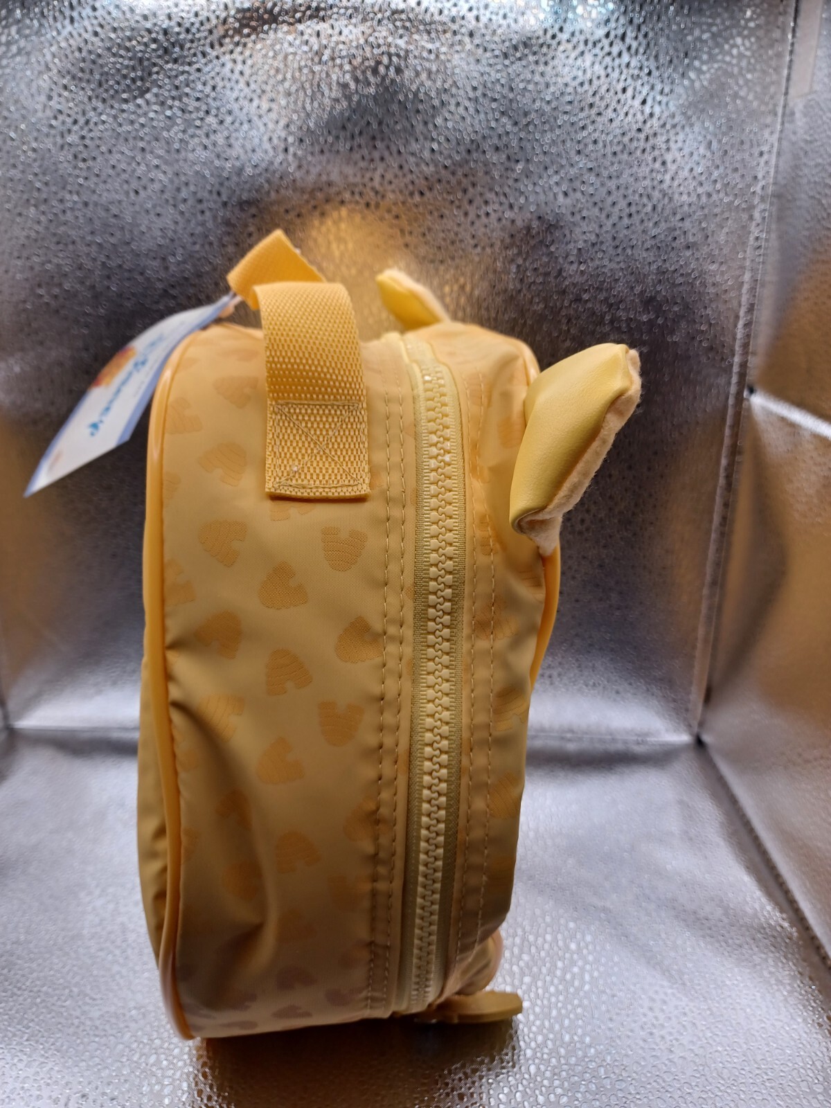 DISNEY WINNIE THE POOH HEAD PLUSH LUNCH BAG WITH ZIPPED POCKET BRAND NEW RARE