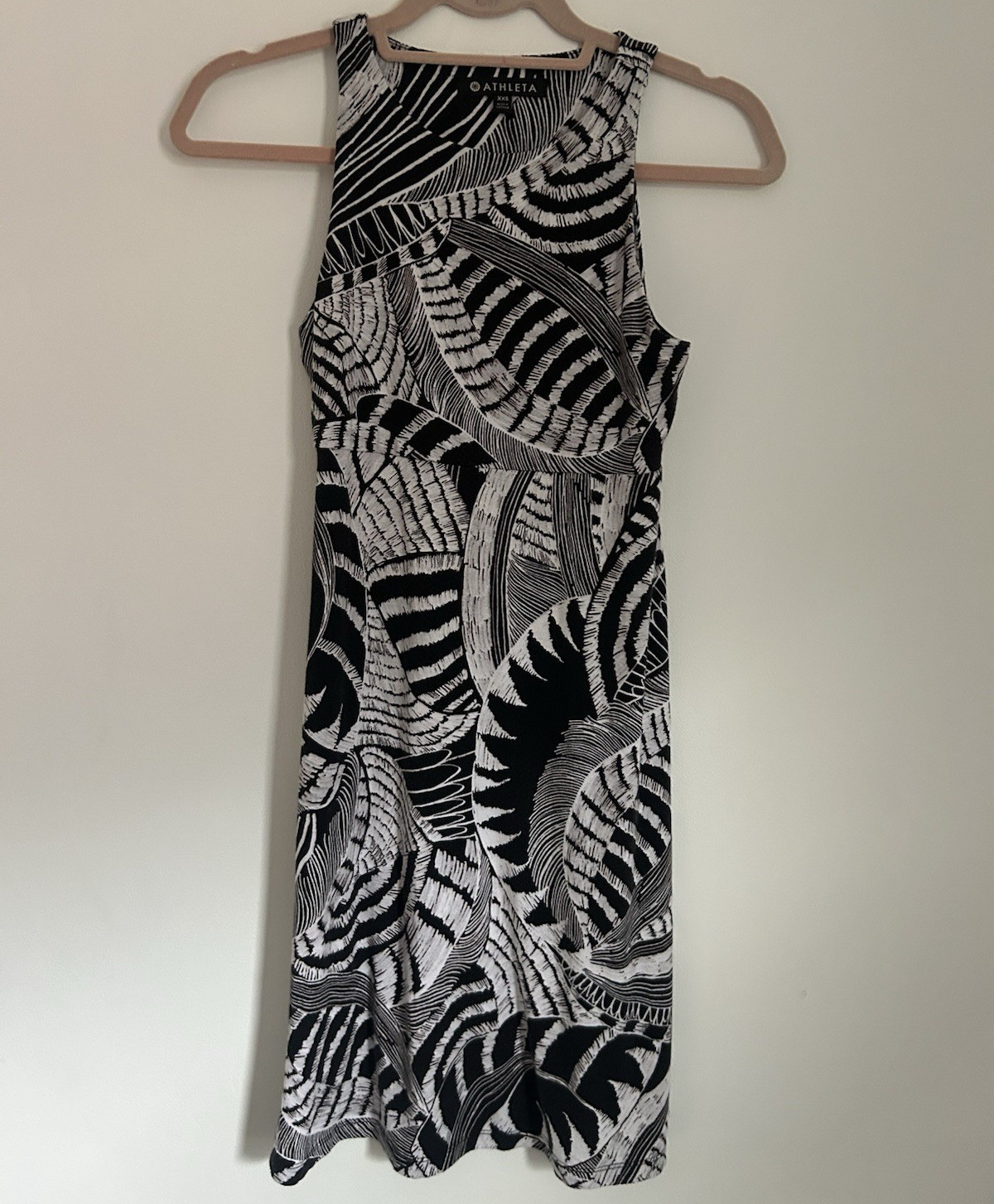 Athleta Black White Geometric Shift Dress XXS Sleeveless Crew Neck Short