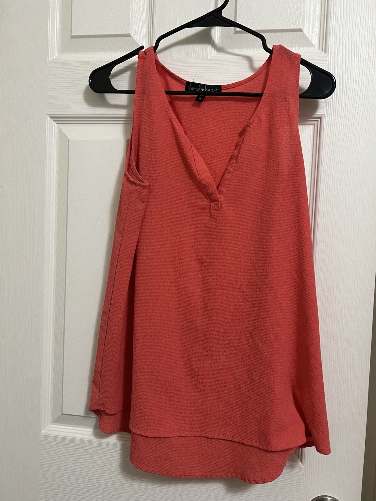 Women’s Lot of two Orange White Geometric V-Neck Sleeveless Tank Top