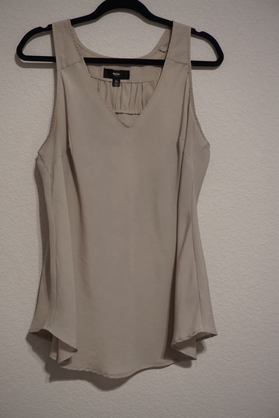 Mossimo Grey Flowy Sleeveless Tank Top Size XL