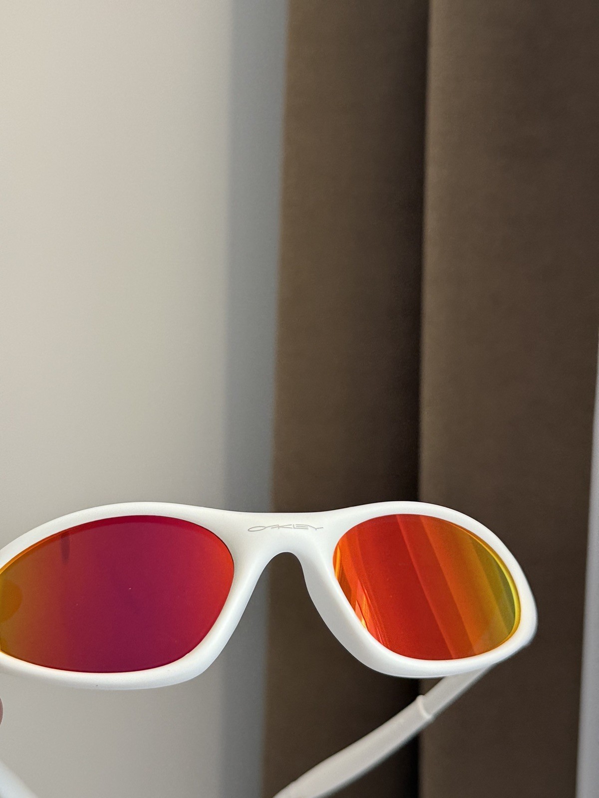 Oakley Minute 1.0 White Rainbow Vintage Sunglasses Gorpcore USA Y2K Avantgarde