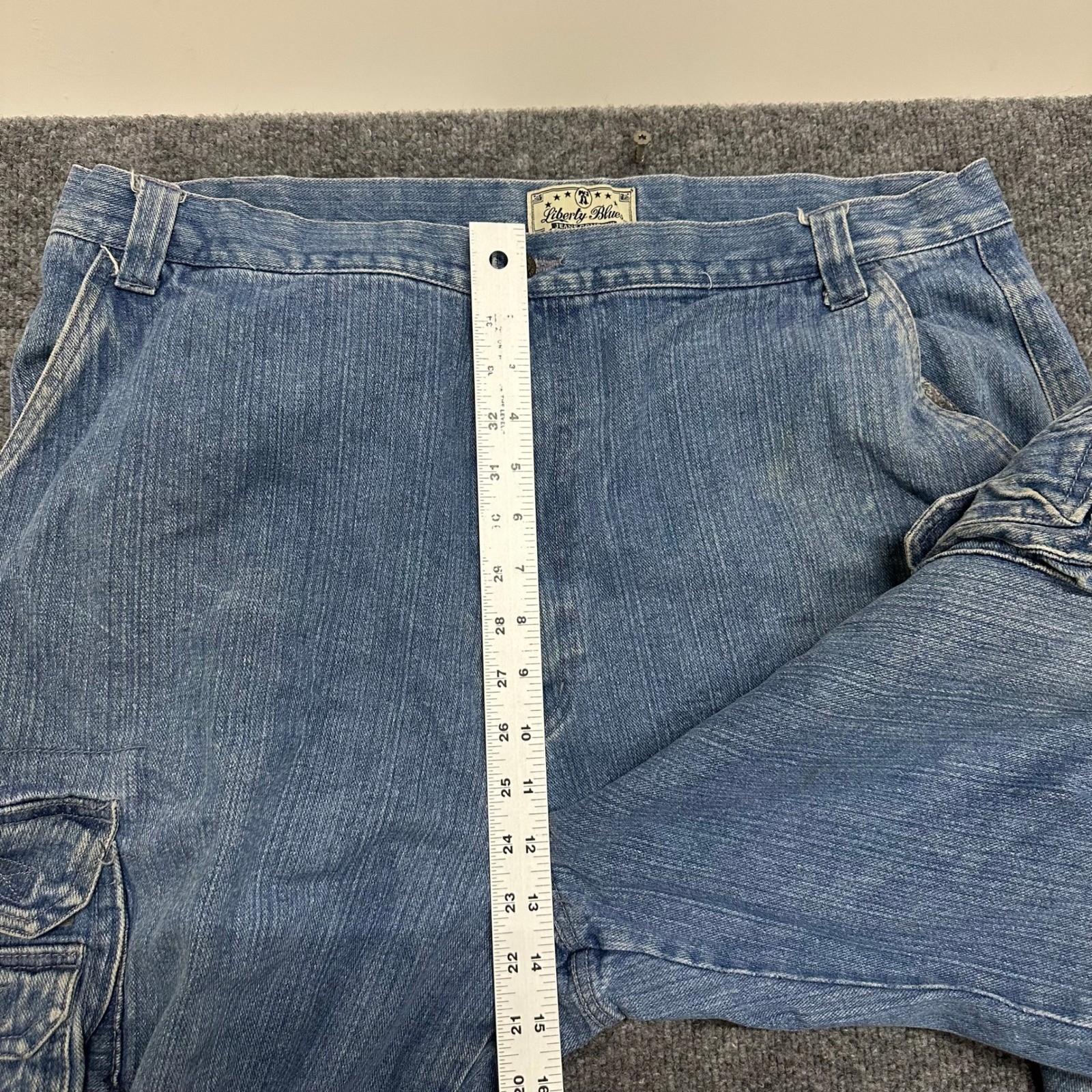 Liberty Blue Cargo Jeans Mens Size 38 Tall Blue Denim Relaxed Fit Utility
