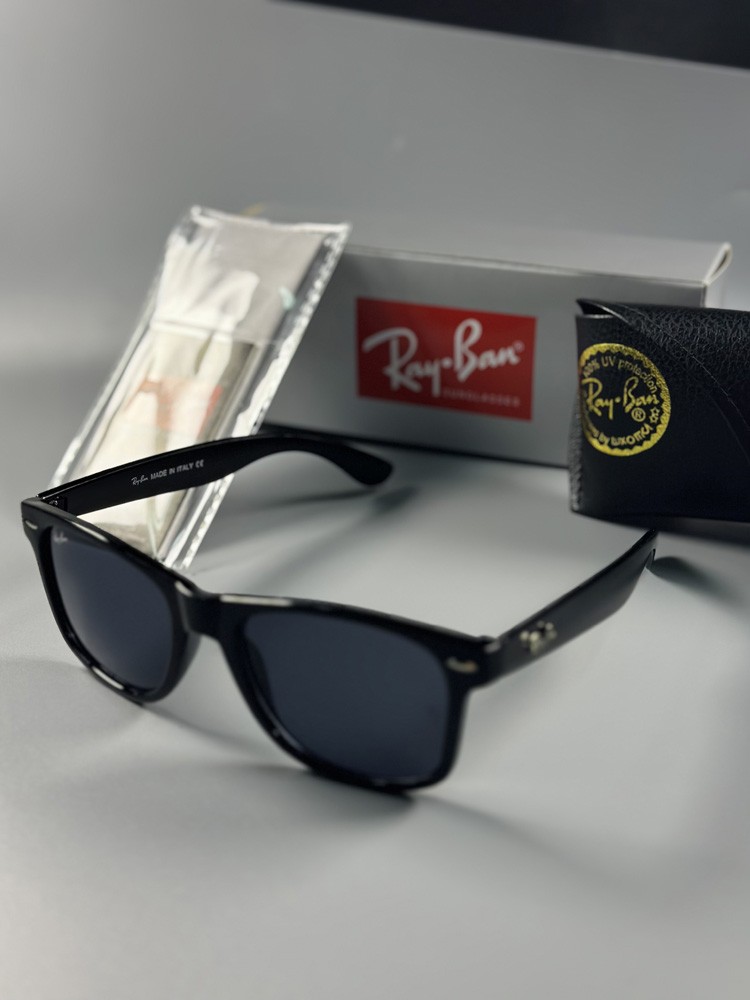 Ray-Ban Classic Retro Polarized Sunglasses Men UV Protection Black Frame Stylish