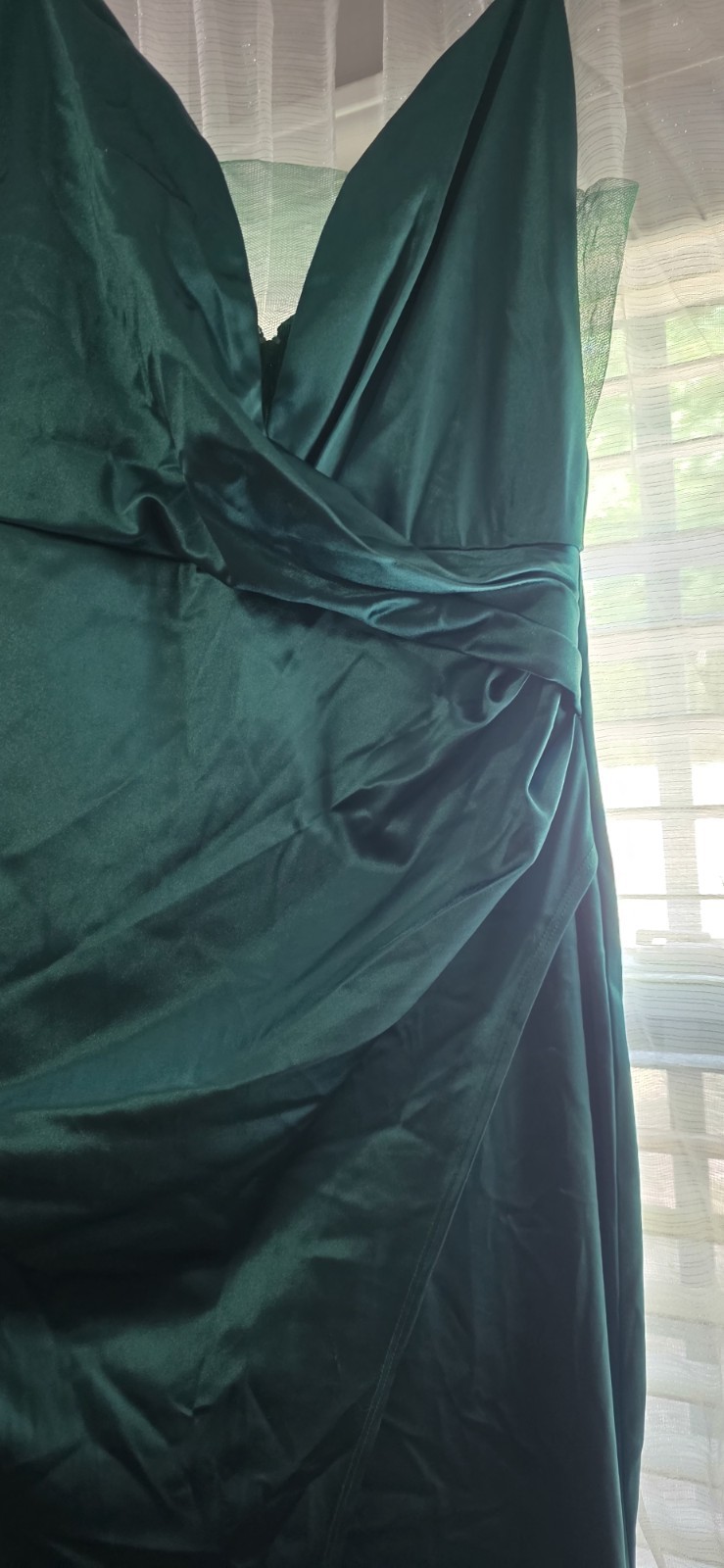 Windsor Green Satin Ruched V-Neck Spaghetti Straps Long Ball Gown Dress M