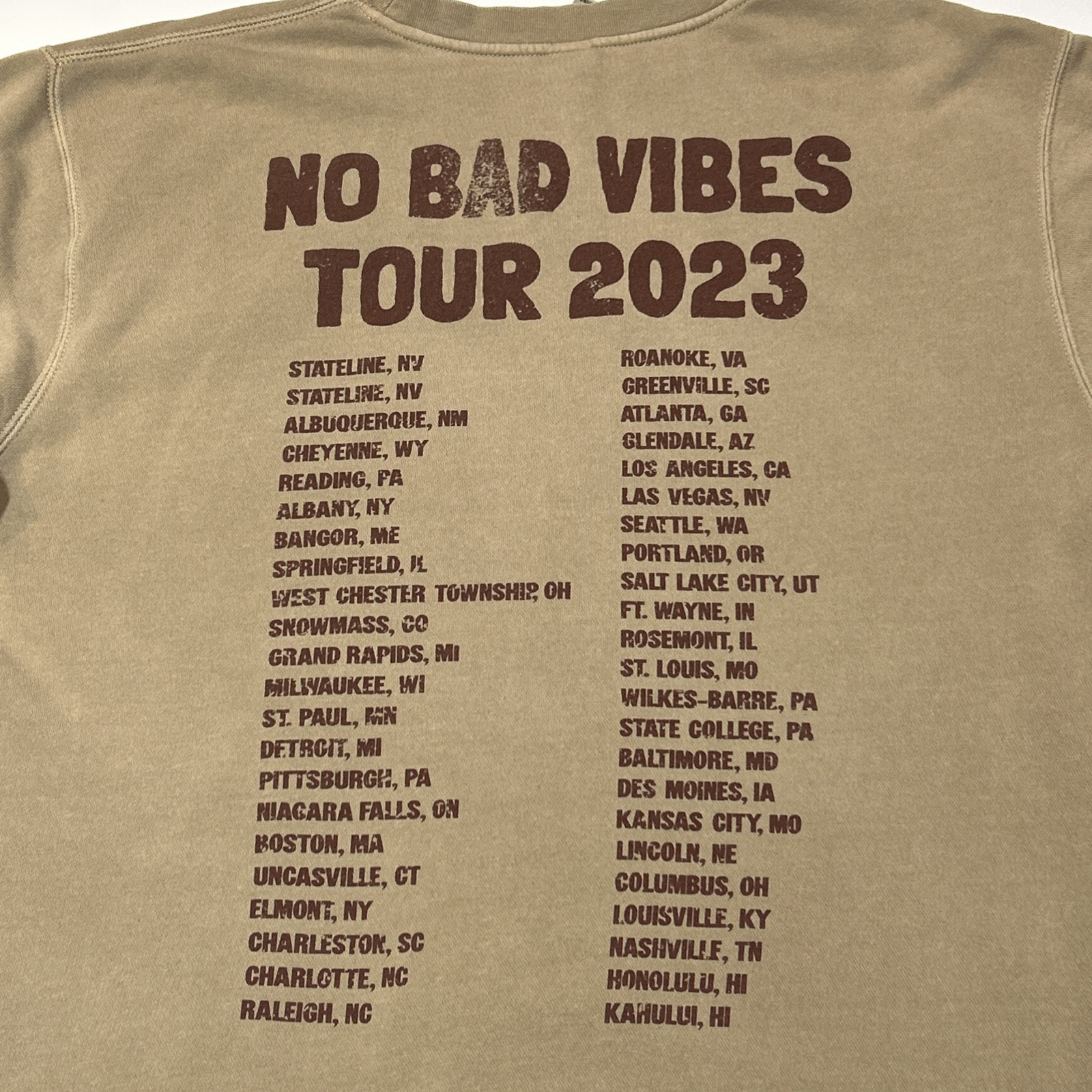 Old Dominion Mens Sweatshirt Large Beige No Bad Vibes World Tour Double Sided