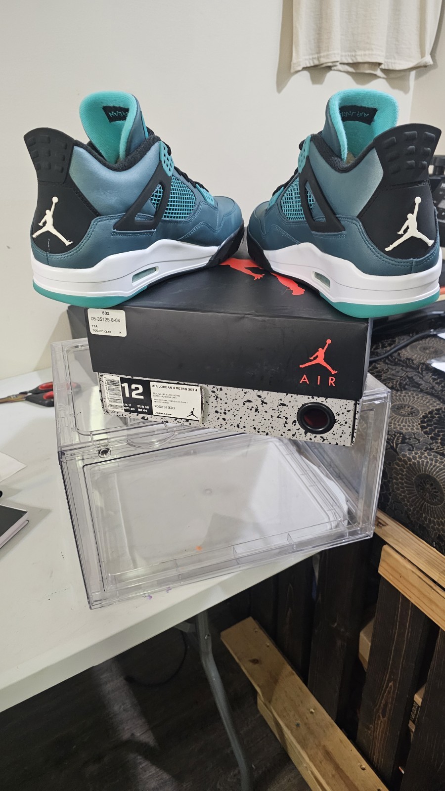 Jordan Air Jordan 4 Retro Teal/Black/White Leather Mid-Top 705331-330 2015
