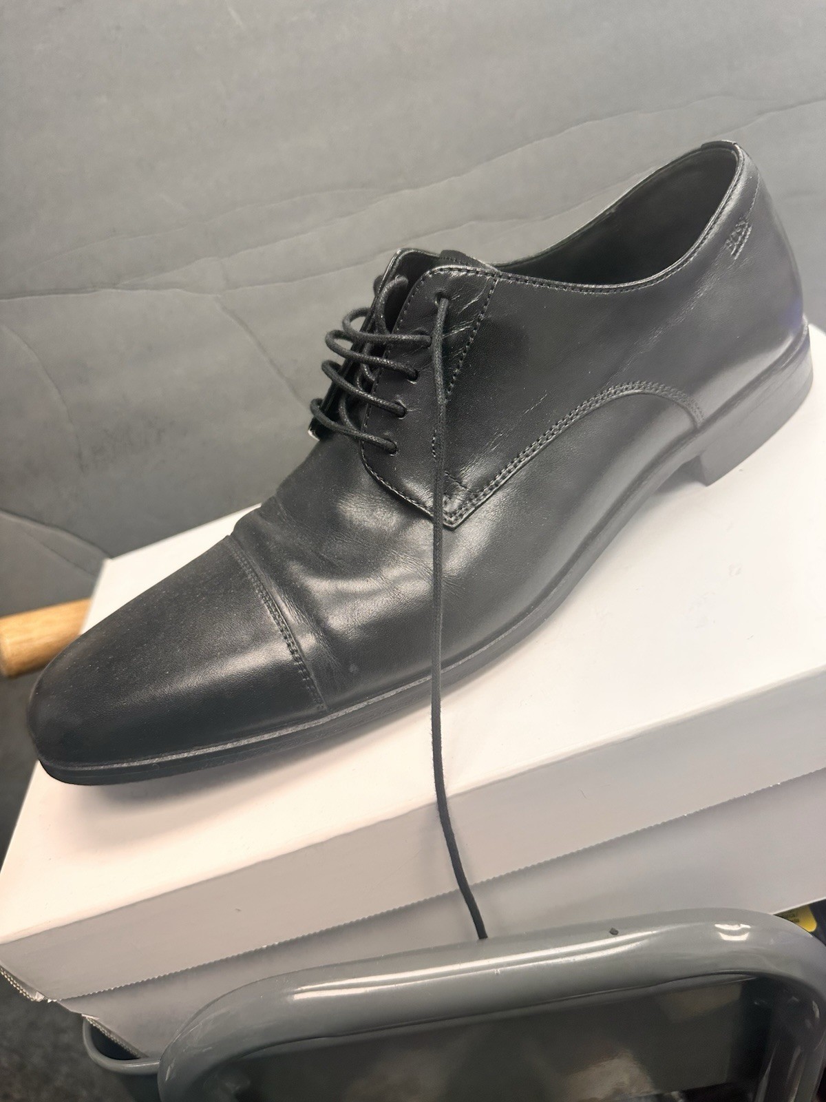 BOSS Hugo Boss Black Leather Cap Toe Lace-Up Oxford Dress Shoes Men’s 10.5