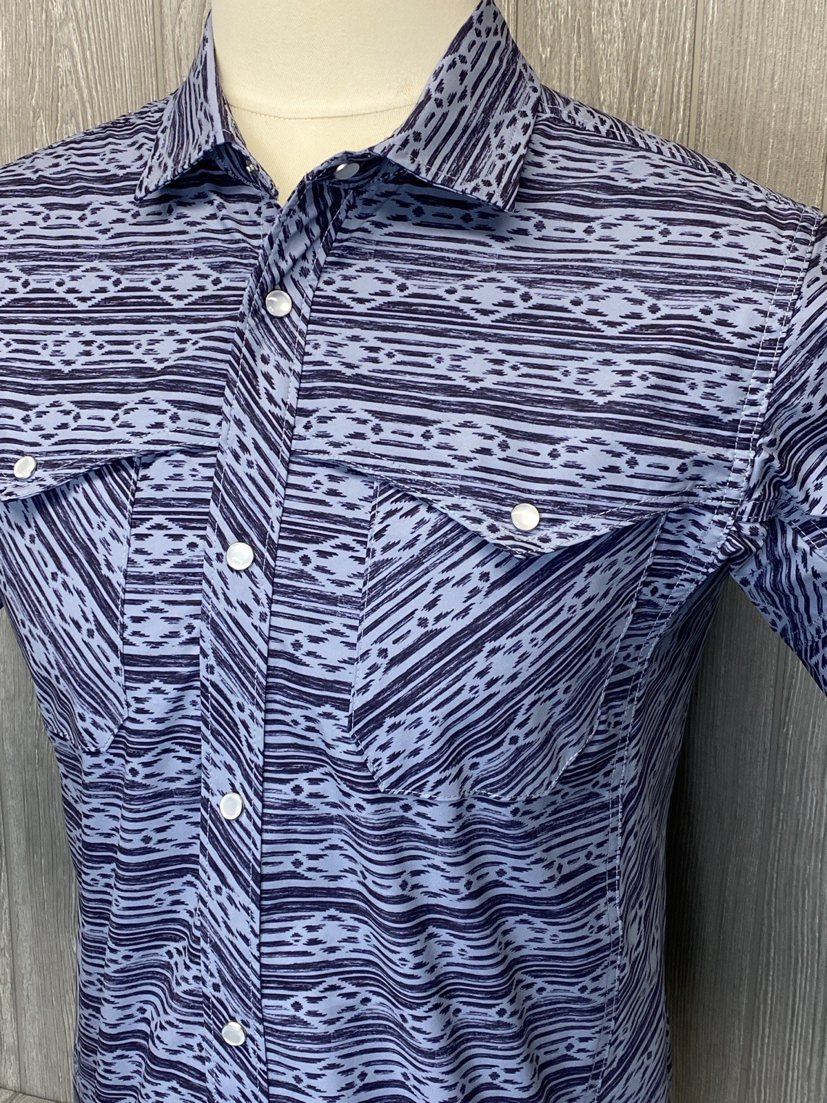 Truewerk Men’s Western Cloud Blue Shirt Short Sleeve Pearl Snap Size Medium
