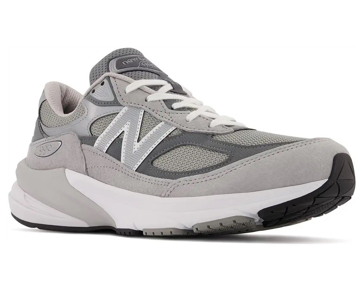 New Balance 990 Men’s Gray Suede Low Top Lace-Up Running Sneakers