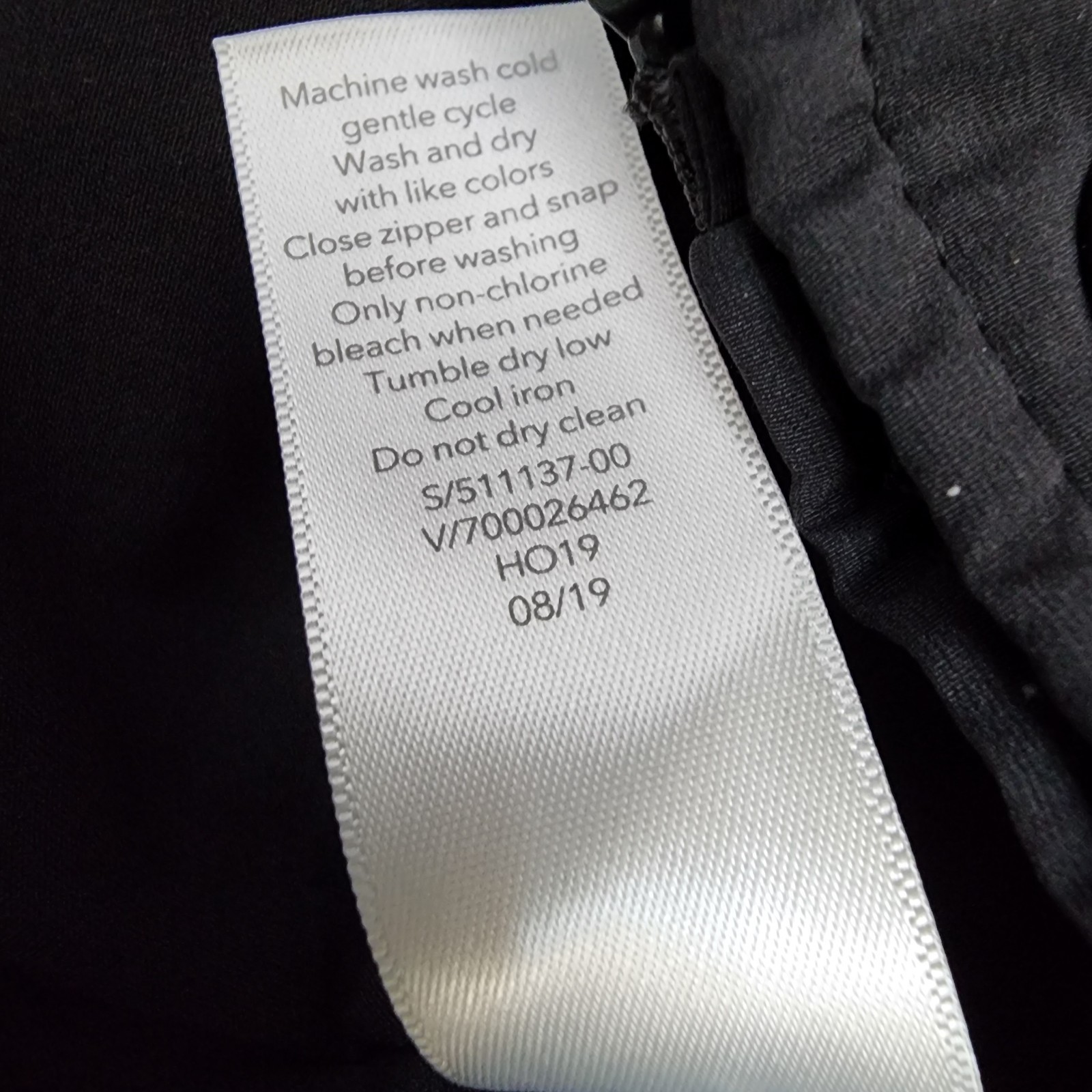 Athleta Shorts Womens Size 4 Black Toasty Buns Insulated Pockets Quilted
