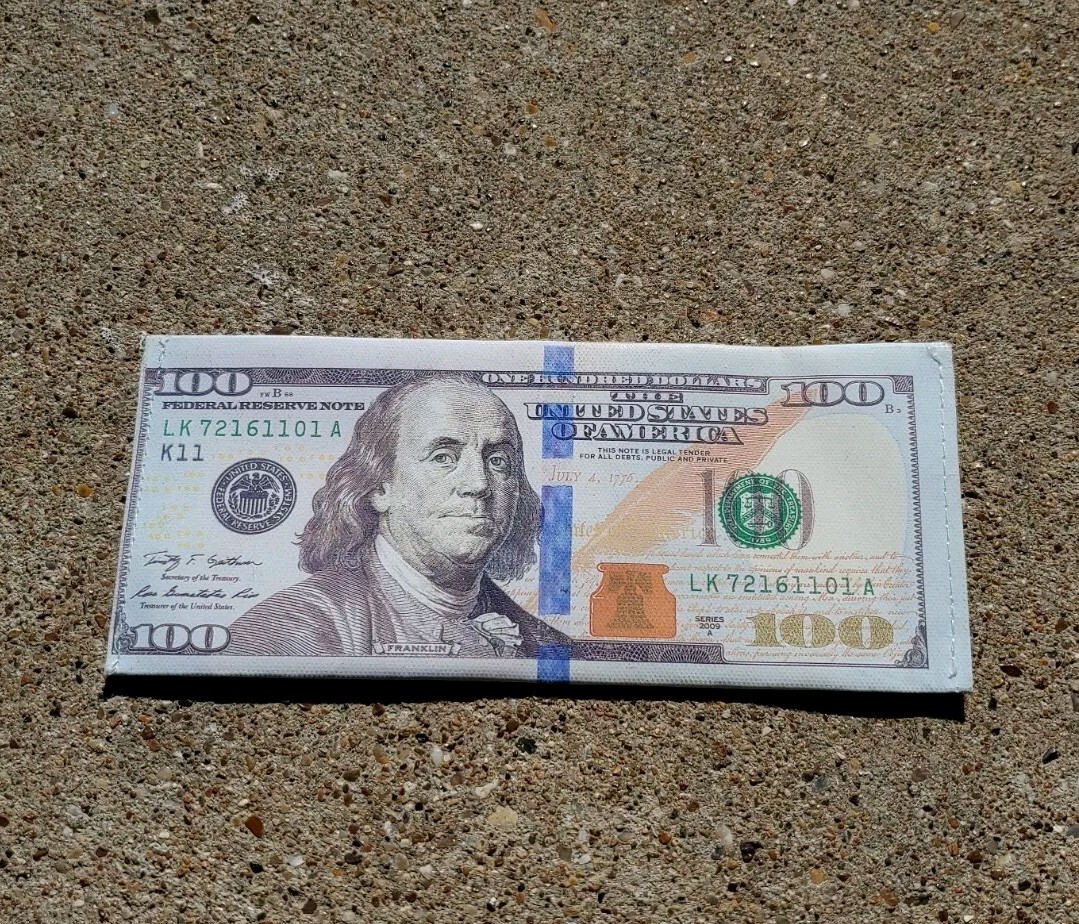 Novelty Benjamin Franklin 100 Dollar New Style Wallet Polyethylene Material