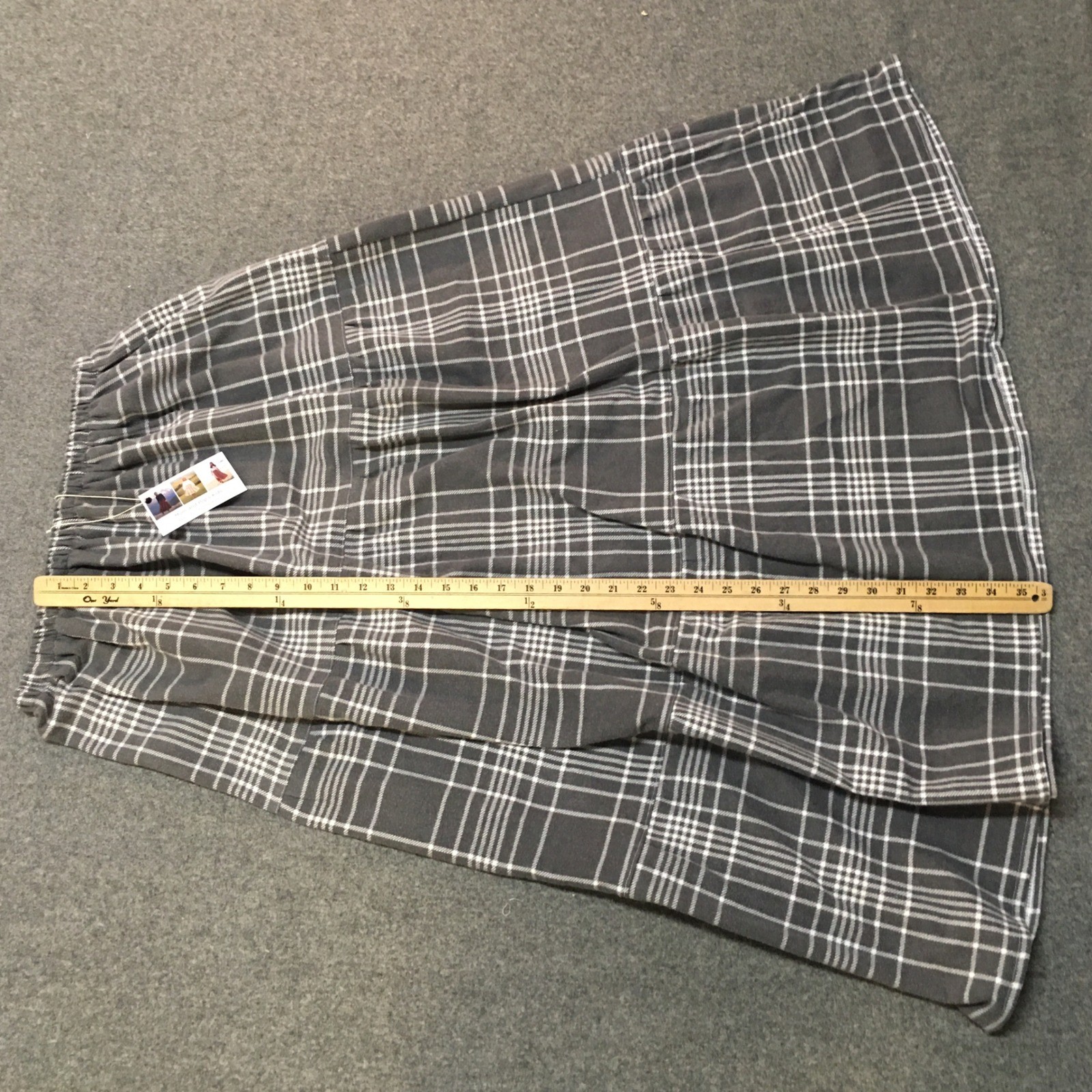 Flannel Women Maxi Skirt Medium Gray Plaid Heavyweight Tiered Mom and Pop’s Kids