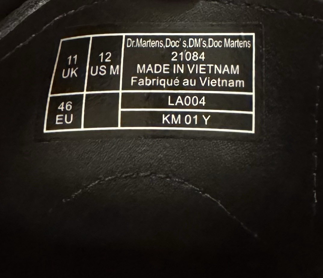 Black Dr. Martens 1461 bex smooth leather in US Men’s 12