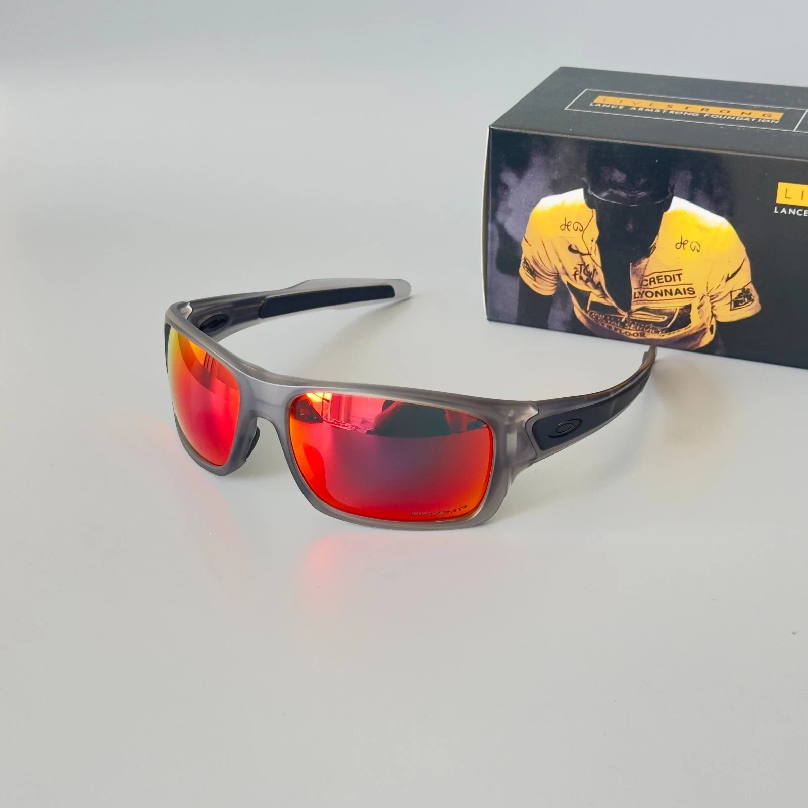 Oakley Turbine OO9263 Grey Smoke Frame Prizm Ruby Polarized Sunglasses