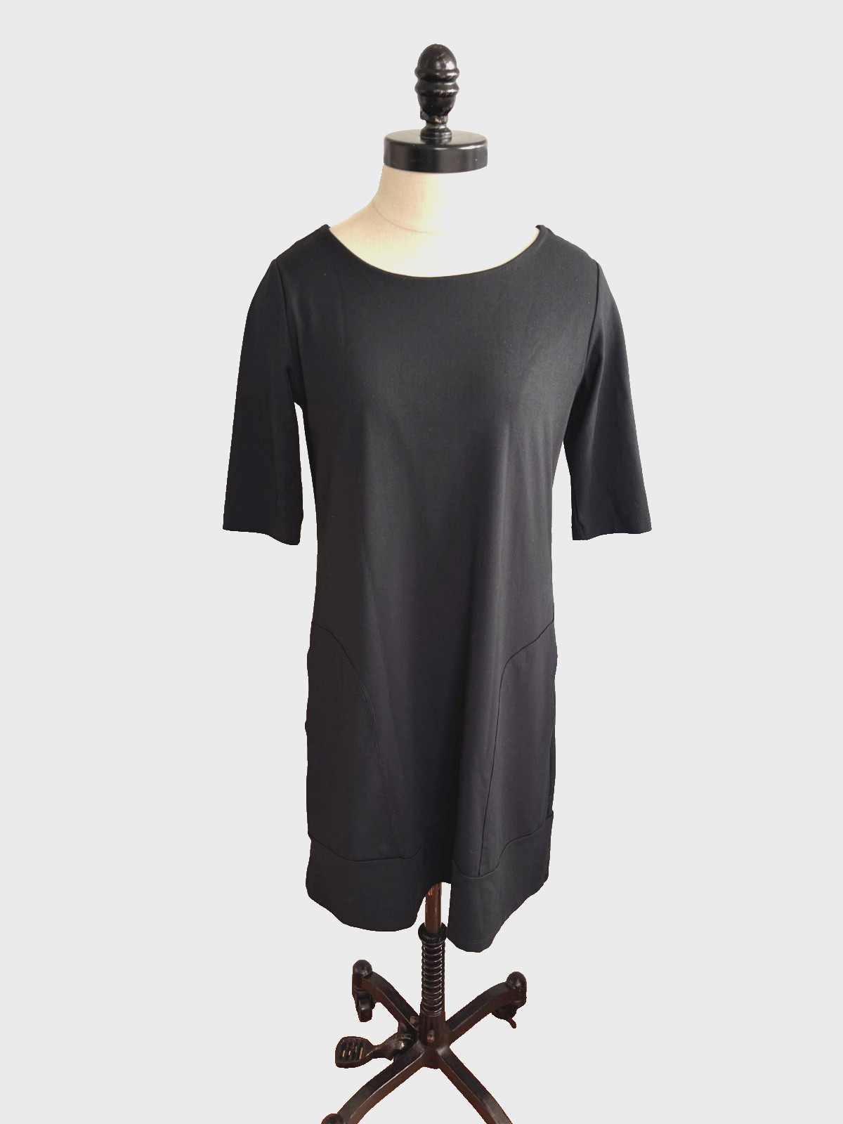 Susana Monaco Tunic Dress M pockets 3/4 Sleeve Minimalist Modern Knit Black