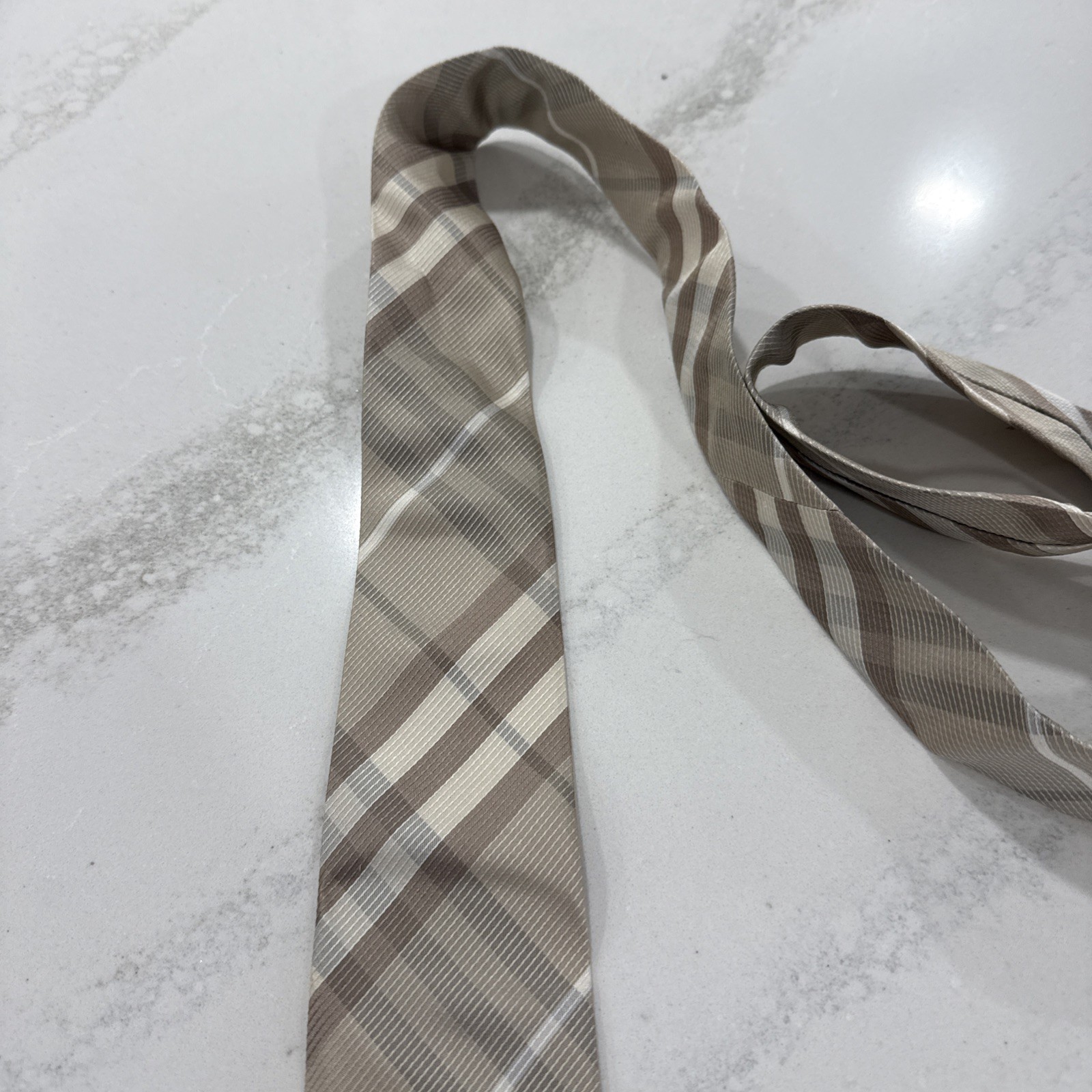Burberry Tie Check Beige White Tartan Plaid Classic Vintage London